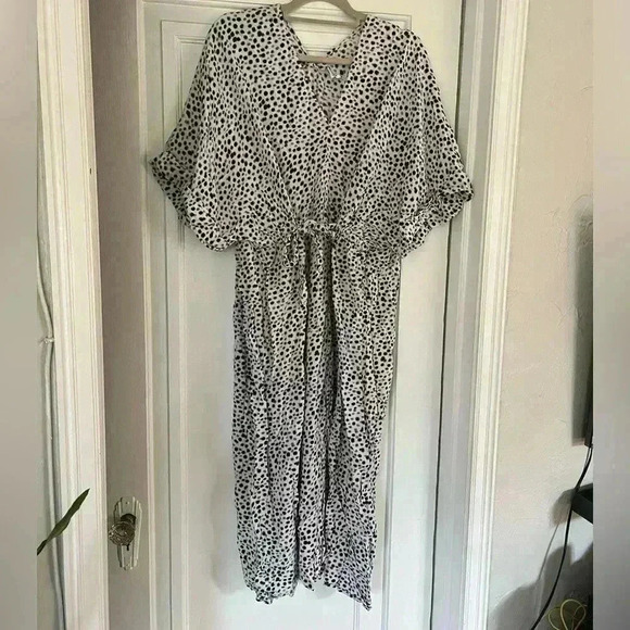 Monki Kaftan Flowy midi dress white black dotted size M/L Beach summer vacation - Picture 2 of 7